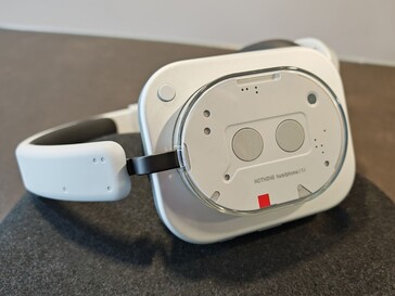 Auricular Nothing (1) Blanco (fuente de la imagen: Notebookcheck)