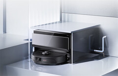 El último robot aspirador Roborock P10S Pro cuenta con una base inteligente ultradelgada. (Fuente de la imagen: Roborock)