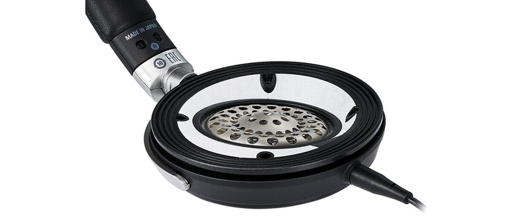 Los puertos acústicos, los transductores y las bobinas móviles del Audio-Technica ATH-WP900SE están optimizados para reproducir los sonidos de los instrumentos de cuerda.