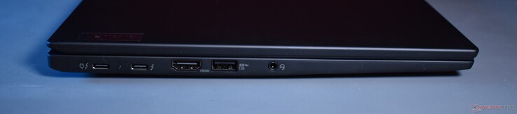 izquierda: 2x Thunderbolt 4, HDMI, USB A 3.2 Gen 1, audio de 3,5 mm