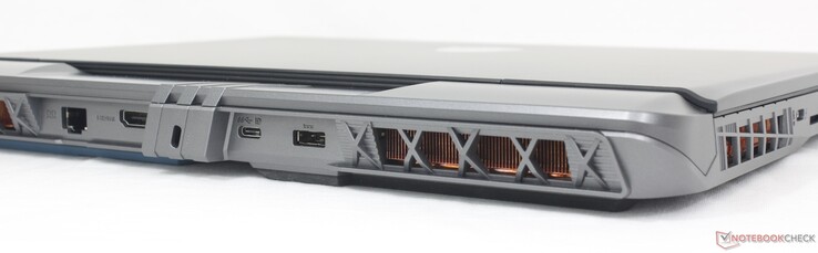 Trasera: RJ-45 a 2,5 Gbps, HDMI 2.1 (8K a 60 Hz / 4K a 120 Hz), USB-C 3.2 Gen. 2 con DisplayPort, adaptador de CA