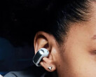 Los Open Ear Clips TWS presentan uno de los diseños más inusuales de Bose. (Fuente de la imagen: MySmartPrice)