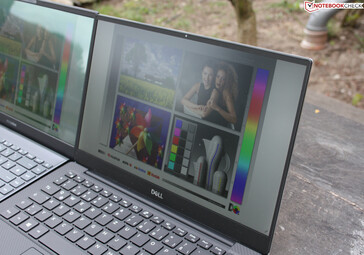 XPS 13 9305 IPS Full HD (derecha, mate) frente al Asus ZenBook UX325EA OLED Full HD (izquierda, brillante)
