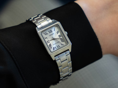 Casio LTP-B150D-7B (en la imagen)