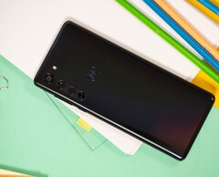 El Motorola Edge es, por supuesto, uno de los primeros dispositivos de la lista. (Fuente: NextPit)