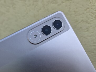 Revisión del Lenovo Yoga Tab. (Fuente de la imagen: Marcus Herbrich)