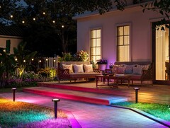 Las nuevas Outdoor Pathway Lights 2 de Govee (en la imagen) se lanzarán en EE.UU. el próximo mes de agosto. (Fuente de la imagen: Govee)
