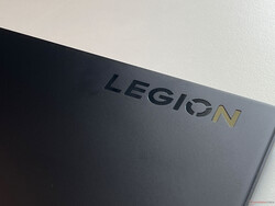 Subrayado Legion lettering
