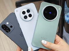 El OnePlus 13T junto al Oppo Find X8s y el Vivo X200 Pro mini. (Fuente de la imagen: vía OnePlusClub)