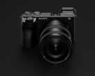 Sony dirige la nueva Alpha 6700 a los creadores de vídeo y a los usuarios de cámaras híbridas que valoran un formato pequeño pero no quieren perder prestaciones ni ergonomía. (Fuente de la imagen: Sony)