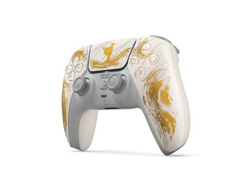 El mando DualSense dorado de edición limitada del Fantasma de Yotei. (Fuente de la imagen: PlayStation)