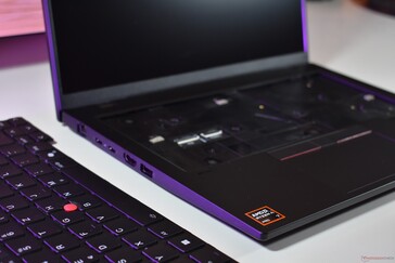 Lenovo ThinkPad L14 Gen 6 AMD: Teclado extraíble por el usuario