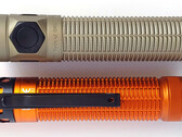 Linternas Olight Baton Ultra (arriba) y Baton 4 Pro.
