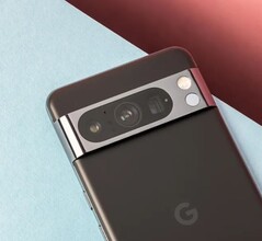 El Pixel 8 Pro. (Fuente: Andrew Lanxon/CNET)