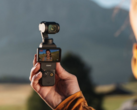 Se prevé que la próxima cámara compacta con cardán DJI Pocket 4 sea un 35% más ligera y significativamente más pequeña que la Pocket 3 que aparece en la imagen. (Fuente de la imagen: DJI)