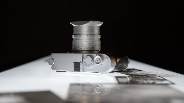 Se dice que la Leica M EV1 admite los mismos objetivos que la Leica M11.