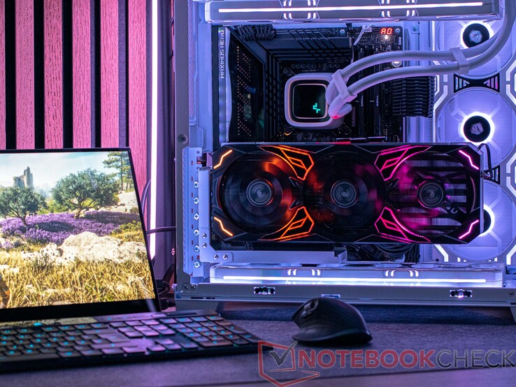 KFA2 GeForce RTX 4080 Super SG en nuestro sistema de prueba KFA2 GeForce RTX 4080 Super SG en nuestro sistema de prueba