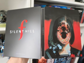 Una imagen del steelbook de Silent Hill f (fuente de la imagen r/gamecollecting)