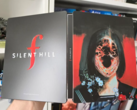 Una imagen del steelbook de Silent Hill f (fuente de la imagen r/gamecollecting)