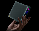La OneXGPU Lite cuesta unos 547 dólares en China. En la imagen: una foto promocional de la eGPU. (Fuente de la imagen: OneXPlayer - editado)