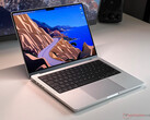 Applese dice que la actual generación de MacBook Pro está durando unos meses más de lo que se esperaba, imagen del M4 MacBook Pro 14. (Fuente de la imagen: Notebookcheck)
