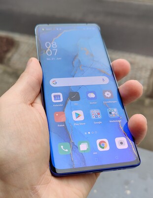 Oppo Find X2 Neo smartphone