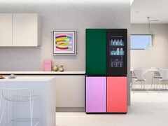 El frigorífico LG InstaView con MoodUP tiene paneles LED para cambiar el color de las puertas del frigorífico. (Fuente de la imagen: LG)