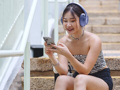 Los auriculares básicos Tune 730BT ofrecen el característico sonido JBL Pure Bass. (Fuente de la imagen: JBL Japan)