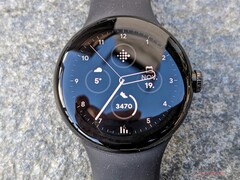 El Pixel Watch va ganando poco a poco nuevas funciones. (Fuente de la imagen: NotebookCheck)