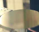 SiCarrier busca financiación por valor de 2.800 millones de dólares; su objetivo es desarrollar 31 herramientas de fabricación de chips. En la imagen: Una oblea de silicio de SMIC (Fuente de la imagen: SMIC)