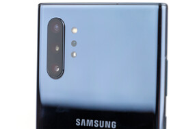 Note10+ con una configuración de cuatro cámaras