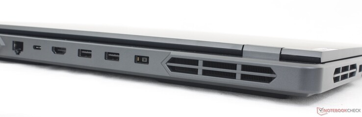 Trasera: RJ-45 (1 Gbps), USB-C a 10 Gbps con suministro de energía de 140 W + DisplayPort 1.4, HDMI 2.1 (hasta 4K60), 2x USB-A a 5 Gbps, adaptador de CA
