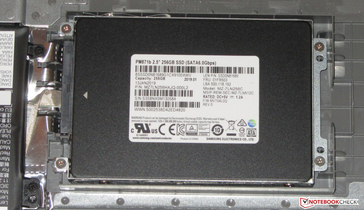Una unidad SSD se utiliza como unidad de sistema.