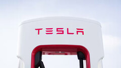 Los supercargadores Magic Dock pronto recargarán otros vehículos eléctricos (imagen: Tesla)