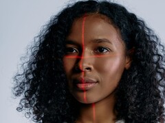 Rostro con líneas de escaneo para el reconocimiento facial
