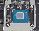 Módulo Intel Arc A370M acoplado a la placa base del portátil (Fuente de la imagen: Forbes)