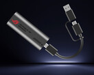 El ROG USB-C10G es un adaptador de USB-C a 10GbE. En la imagen: una fotografía promocional del accesorio con el cable incluido.