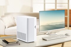La minitorre Asus V500 está disponible en blanco o en negro, con detalles en madera.