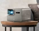 Los proyectores BenQ TK705i y TK705STi (en la imagen) han llegado a Europa. (Fuente de la imagen: BenQ)