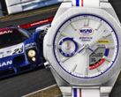 El Edifice x Nismo ECB-S10NIS-7A de Casio es un reloj de edición limitada. (Fuente de la imagen: Casio)