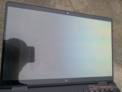 Al aire libre bajo la luz del sol (HP Sure View activado)