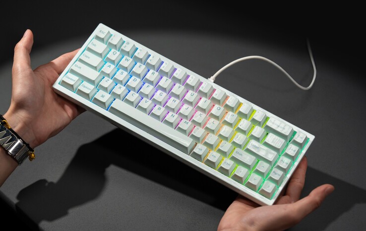 El Keychron Q16 HE 8K tendrá RGB orientado al norte. (Fuente de la imagen: Keychron)