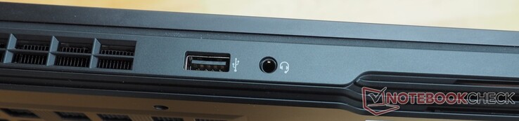 A la izquierda: USB-A 3.2 Gen 2, conector de audio de 3,5 mm