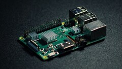 Según el director general de Raspberry Pi, la disponibilidad del popular SBC debería mejorar notablemente en los próximos doce meses (Imagen: Stefan Cosma)