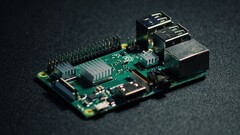 Según el director general de Raspberry Pi, la disponibilidad del popular SBC debería mejorar notablemente en los próximos doce meses (Imagen: Stefan Cosma)