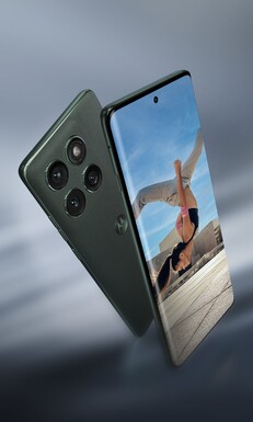 El Motorola Edge 2025 tiene un acabado de piel sintética. (Fuente de la imagen: Evan Blass)