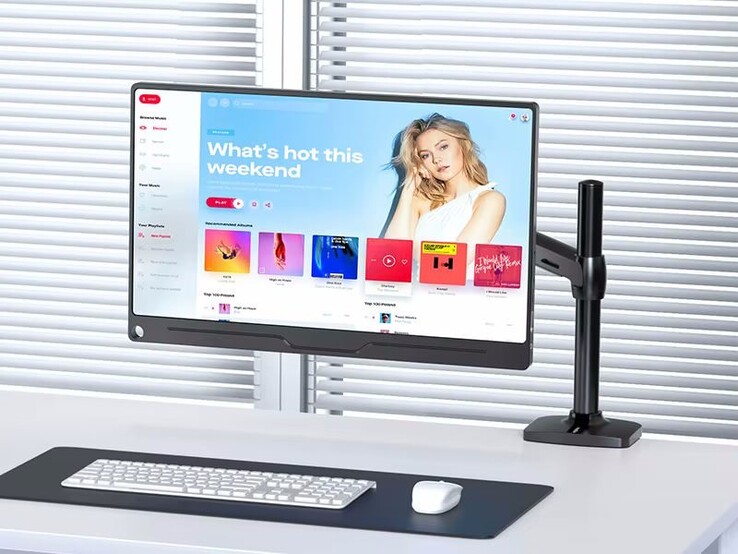 El monitor es compatible con los soportes VESA (Fuente de la imagen: Uperfect)