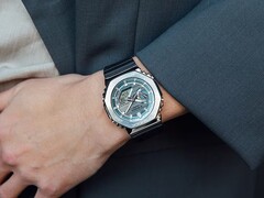 Se espera que los nuevos modelos vengan equipados con una caja de metal brillante y una cómoda correa de uretano. (En la imagen: G-Shock GBM-2100A) (Crédito de la imagen: Casio Japón)