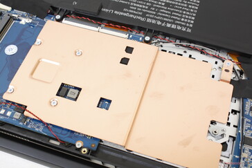 Placa de cobre sobre la CPU sin ventiladores