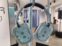 Los auriculares Nothing Headhone (1) tienen un diseño inusual, pero sus especificaciones no pasan desapercibidas. (Fuente de la imagen: nothing_fan_blog vía Instagram)